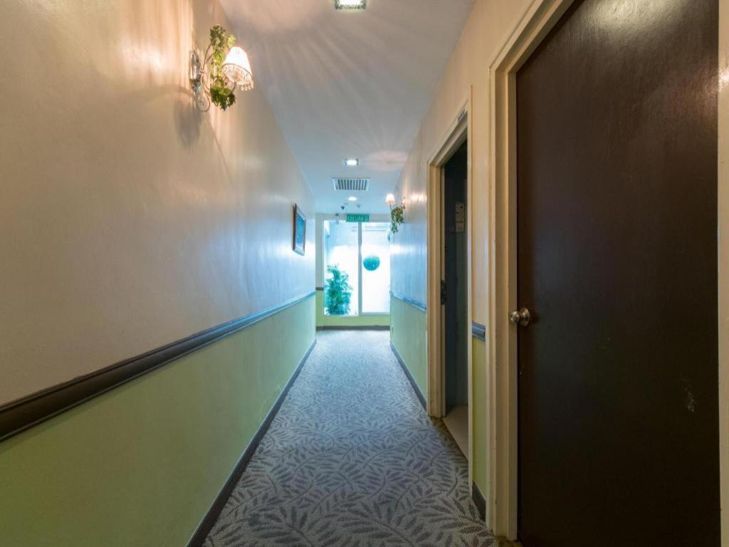 Oyo 126 Rae Hotel Куала-Лумпур Экстерьер фото