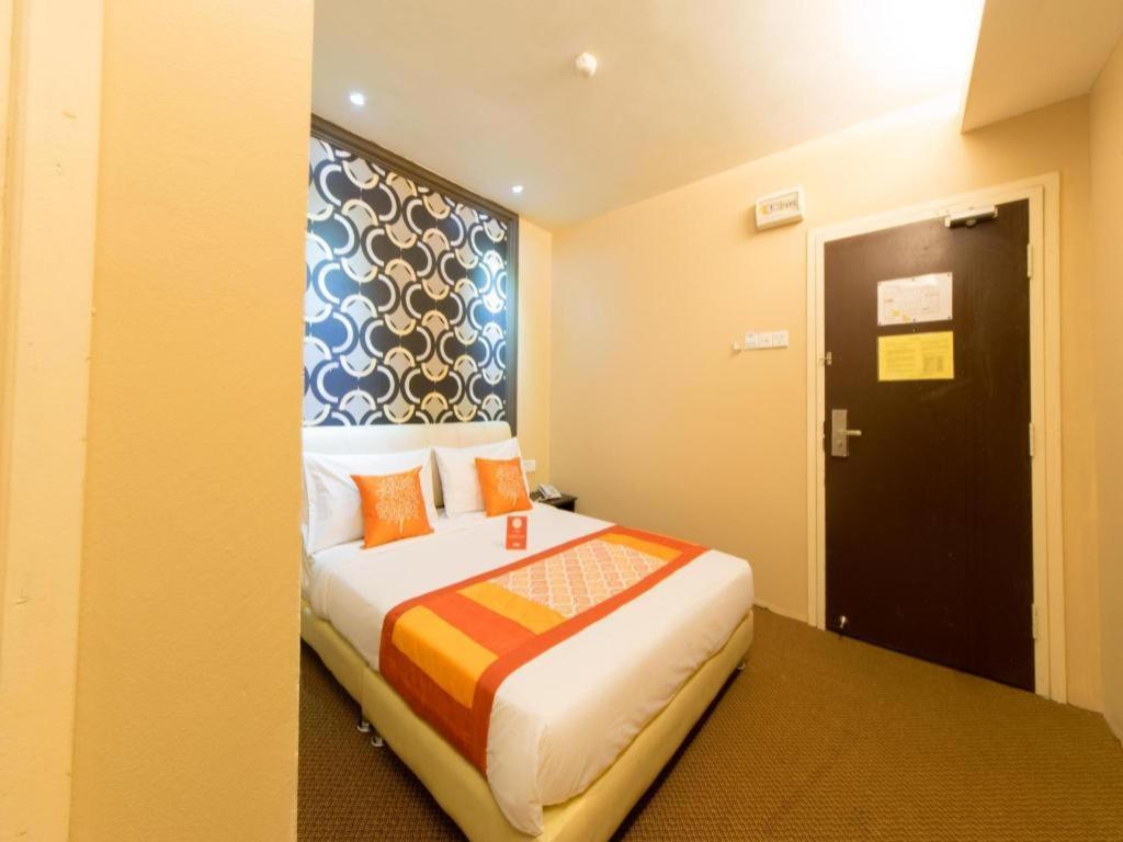 Oyo 126 Rae Hotel Куала-Лумпур Экстерьер фото