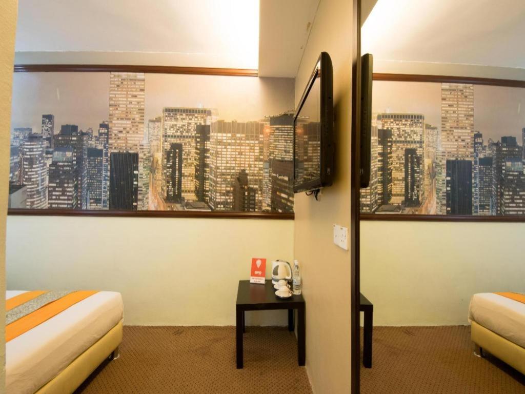 Oyo 126 Rae Hotel Куала-Лумпур Экстерьер фото
